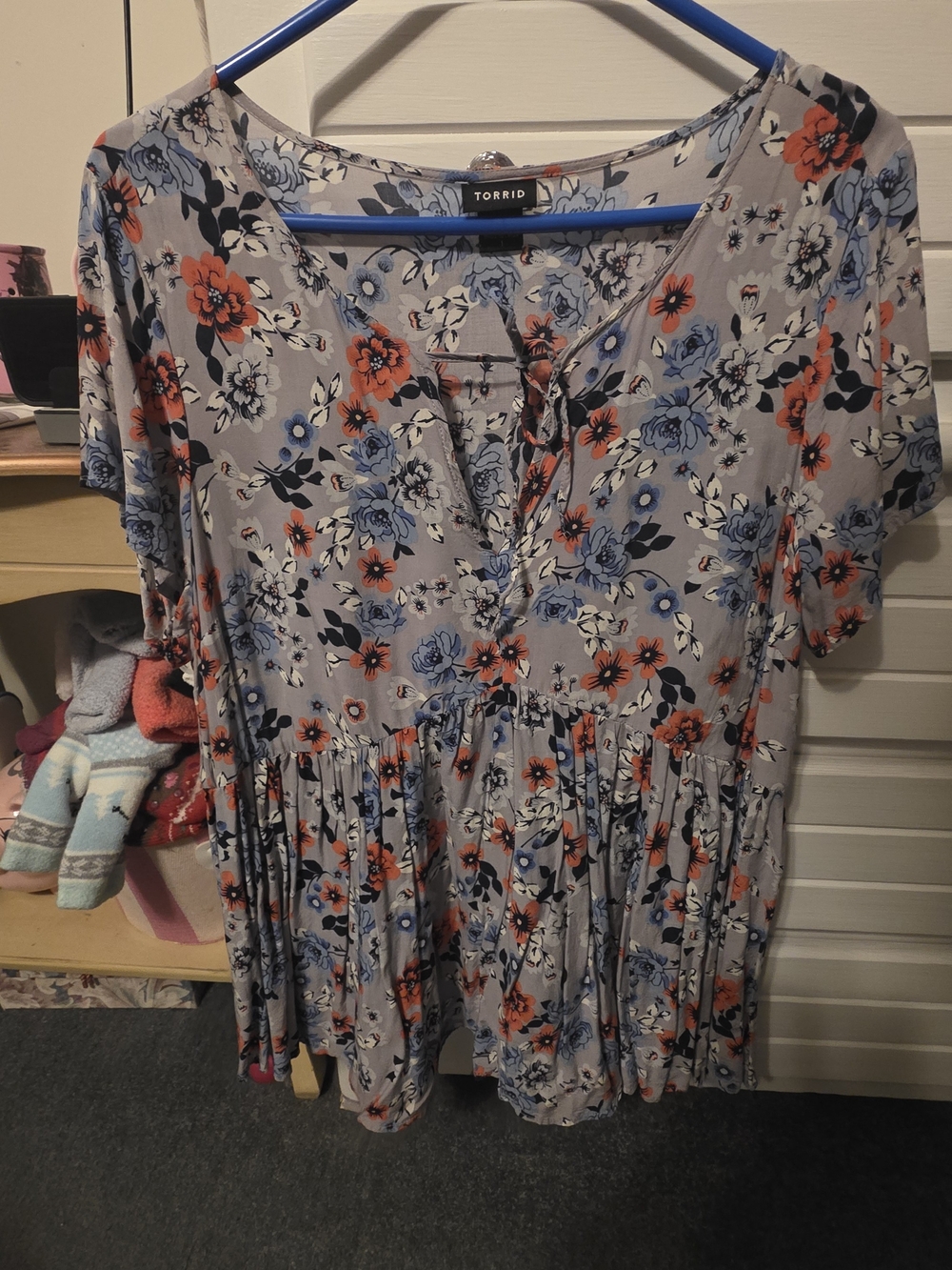 Torrid Gray Floral Babydoll Tunic with Blue and Coral Flowers